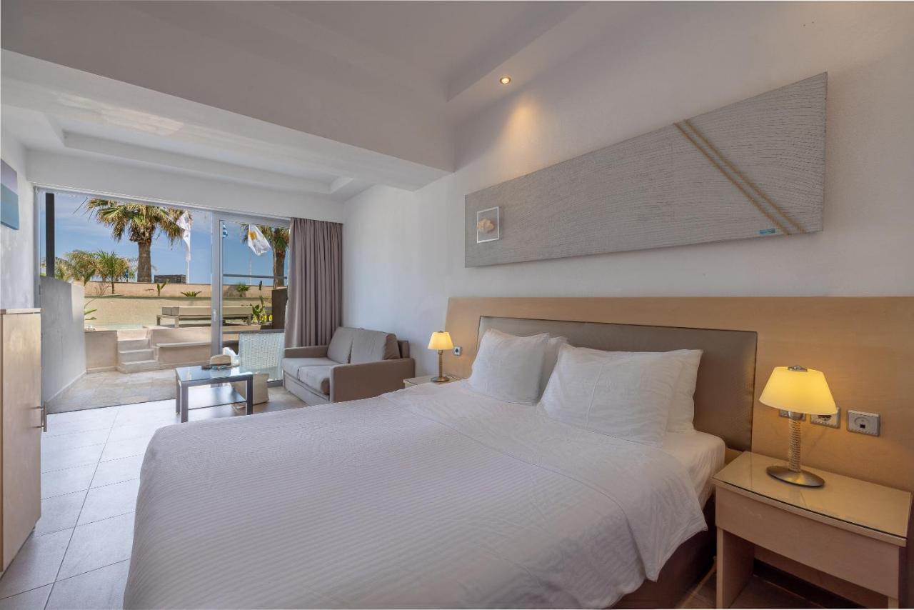 Kolymbia Bay Art Boutique Hotel - Adults Only エクステリア 写真