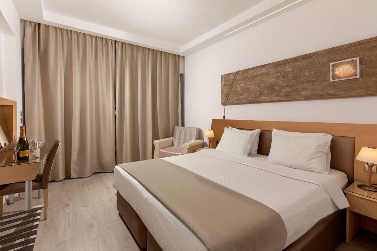 Kolymbia Bay Art Boutique Hotel - Adults Only エクステリア 写真