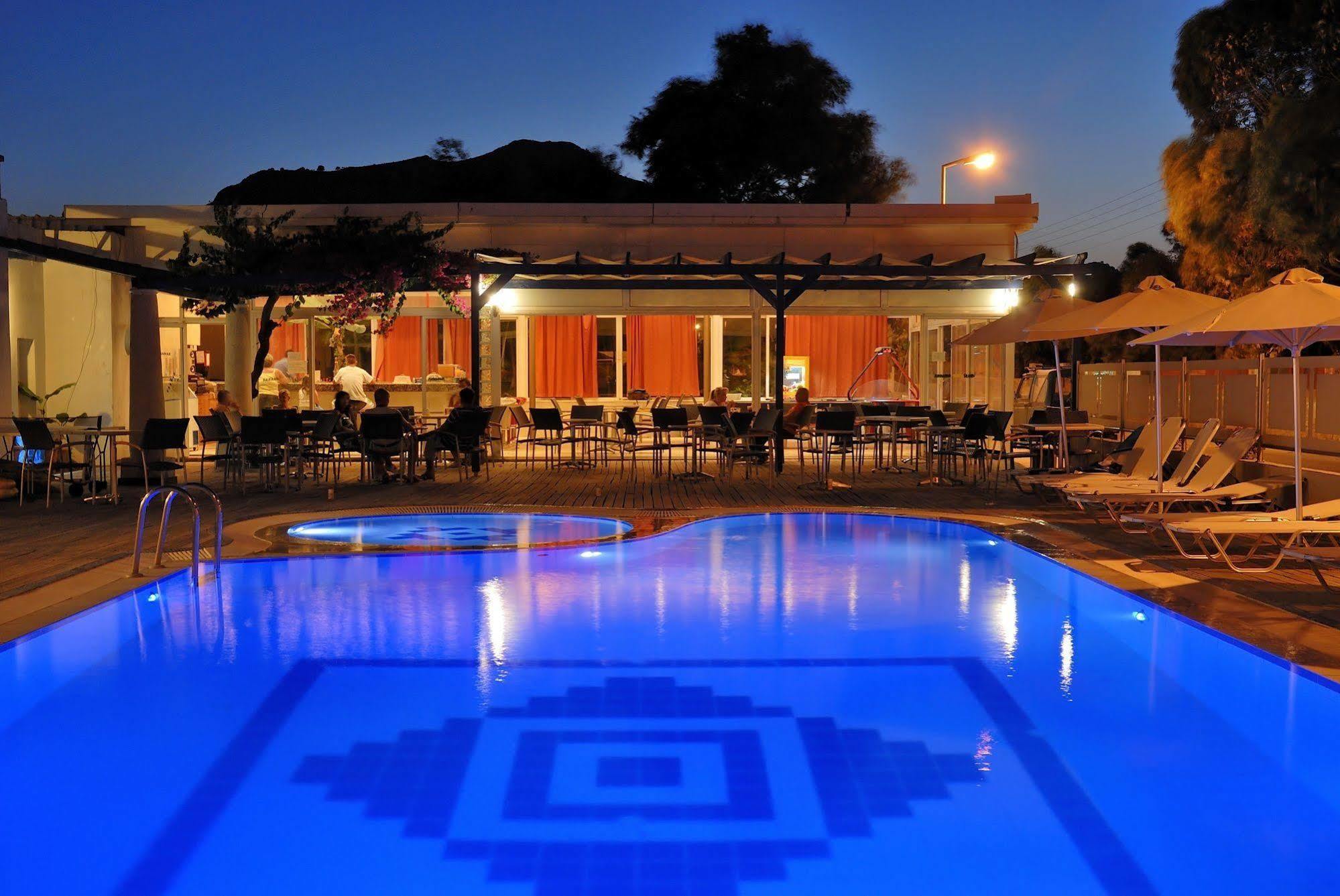 Kolymbia Bay Art Boutique Hotel - Adults Only エクステリア 写真
