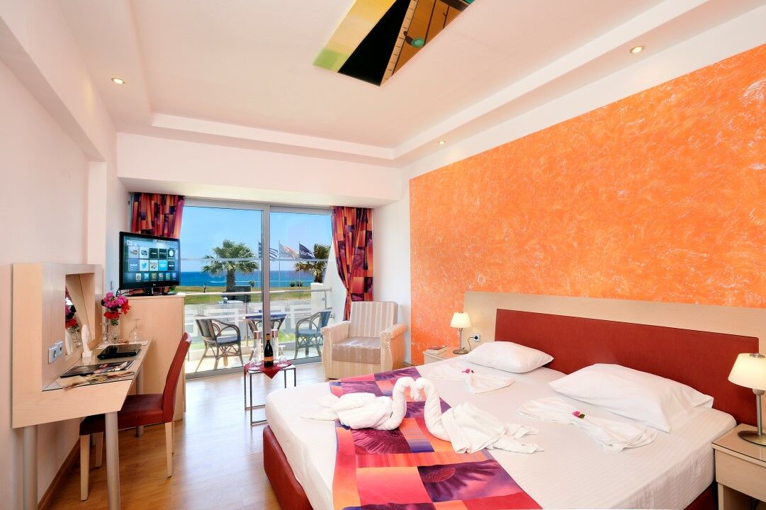 Kolymbia Bay Art Boutique Hotel - Adults Only エクステリア 写真